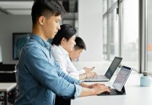 6 Bad Habits that are destroying your confidence